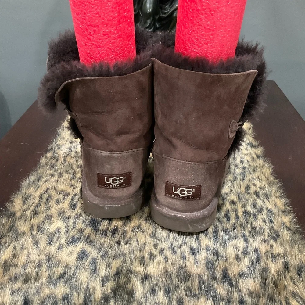UGG BAILEY BUTTON‎ LEATHER BOOTS
